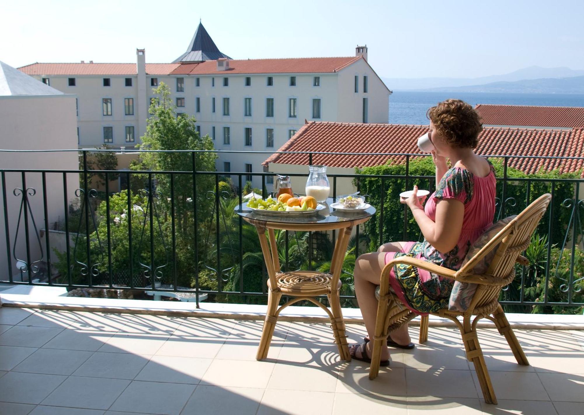 Kentrikon Hotel & Spa Loutra Edipsou  Exteriér fotografie