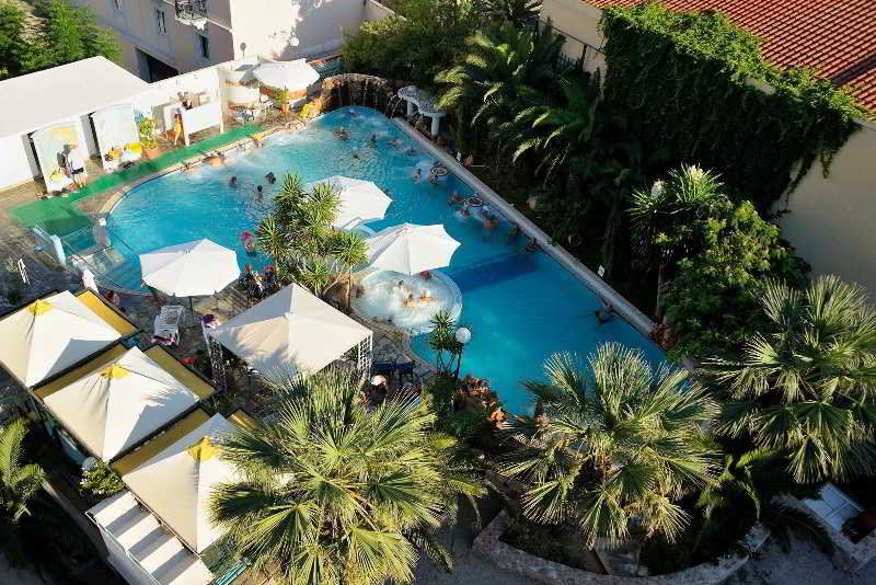Kentrikon Hotel & Spa Loutra Edipsou  Exteriér fotografie